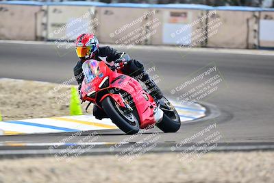 media/Apr-18-2025-TrackDaz (Fri) [[45f5874c44]]/B Group/Session 4 (Turn 6 - Outside)/